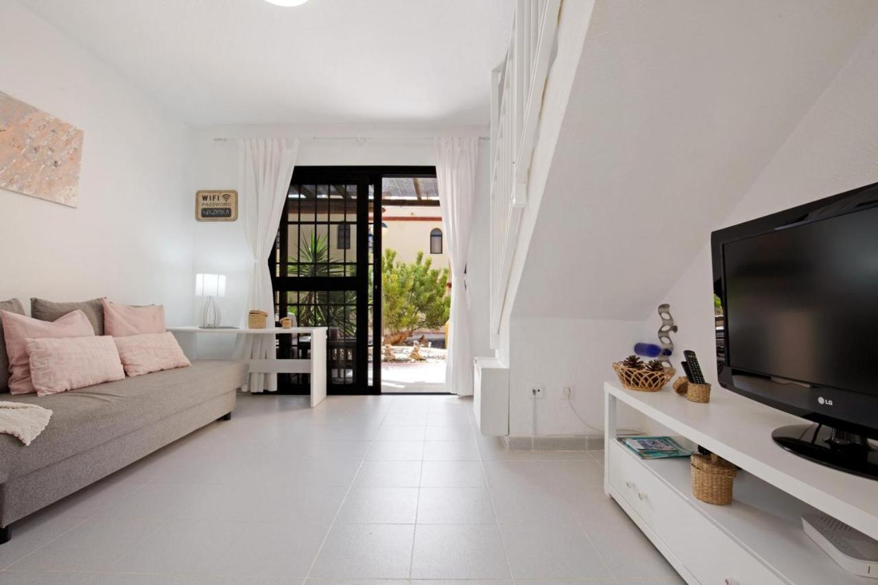 Apartamento Vista Piscina O Terraza, Wifi Gratis 科斯塔卡玛 外观 照片
